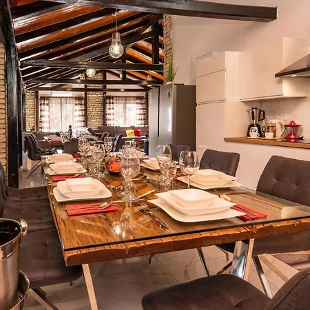 Xxxl Ancora For 262 Guests Villa *