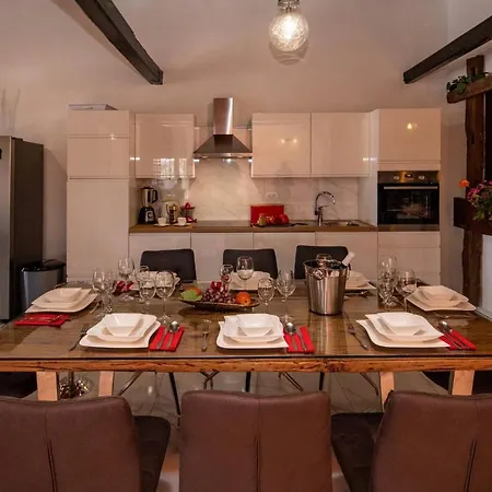 Villa Xxxl Ancora For 262 Guests