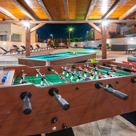 Villa Xxxl Ancora For 262 Guests