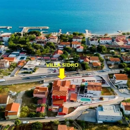 Villa Xxxl Ancora For 262 Guests Turanj