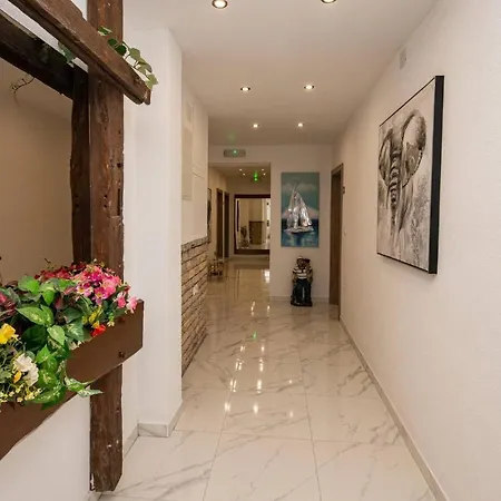 Xxxl Ancora For 262 Guests Villa Turanj