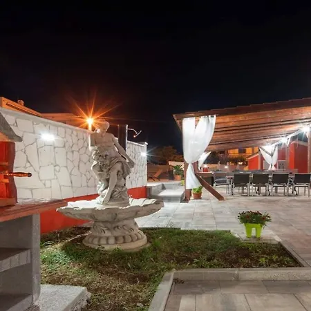 Xxxl Ancora For 262 Guests Villa