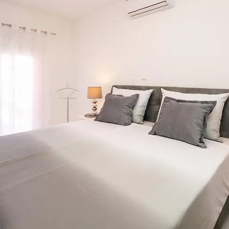 Xxxl Ancora For 262 Guests Villa Turanj